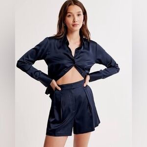 Abercrombie & Fitch High Rise Satin Short | NWT | Navy | Small